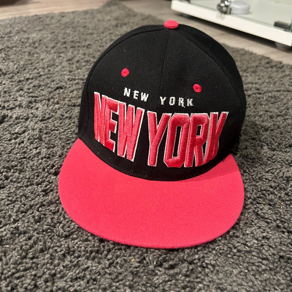 New York Black and Red Cap